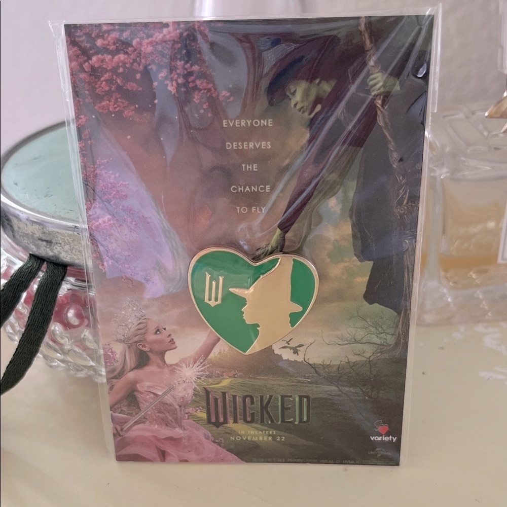Wicked Musical Heart Pin